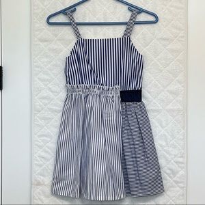 ❤️NWOT Modern Little Girl Dress